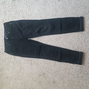 Style & Co. Skinny Jeans size 6 in Black